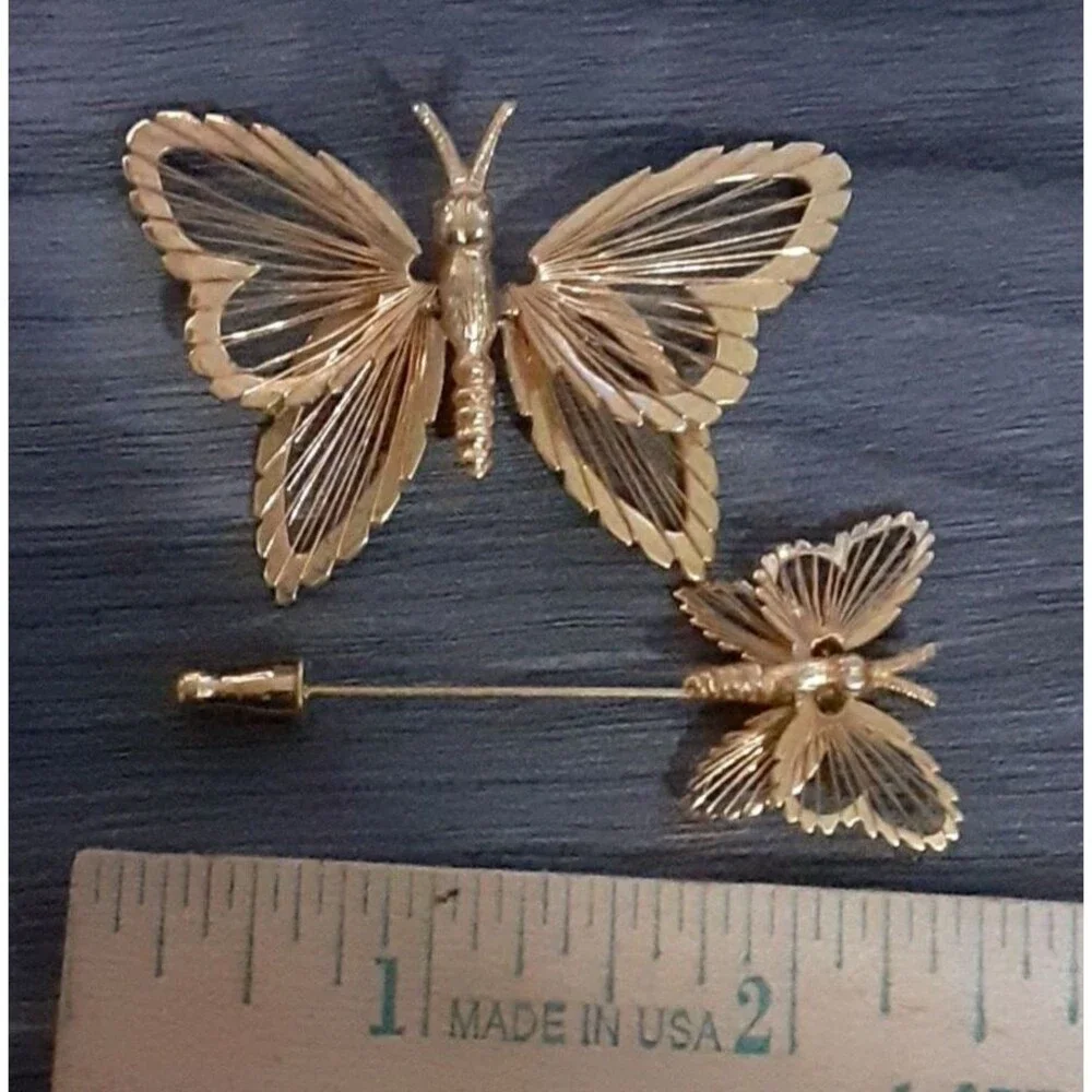 Vintage 3D Monet Filigree Butterfly Brooch Gold Tone Matching Stick Pin Set